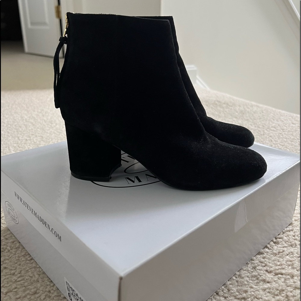 Steve Madden Black Suede Booties
